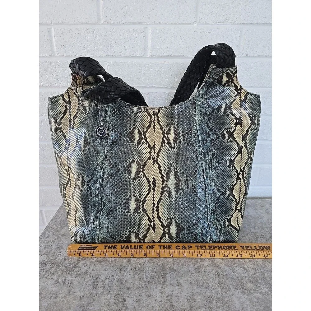 Cashhimi snakeskin shoulder